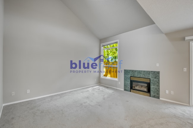 Building Photo - 520 SW 150th Ave