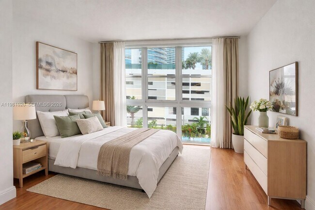 Building Photo - 500 NE 29th St