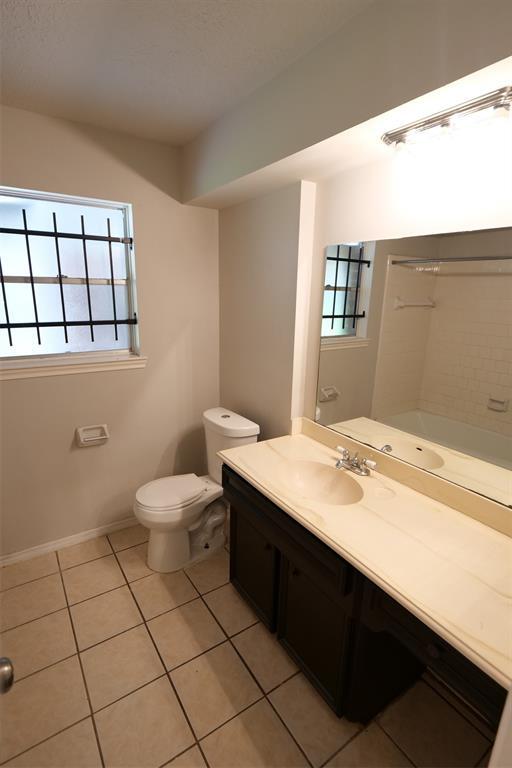 Building Photo - 13314 Ensley Wood Dr