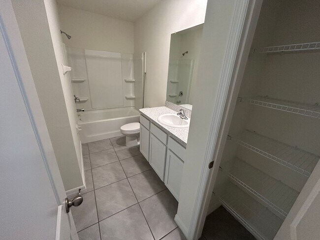 Building Photo - 8736 Milestone Dr
