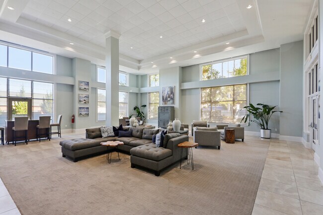 Building Photo - 3820 Roswell Rd NE