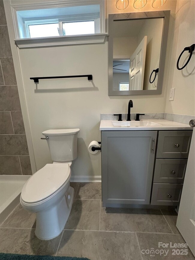 Building Photo - 317 W Newton St