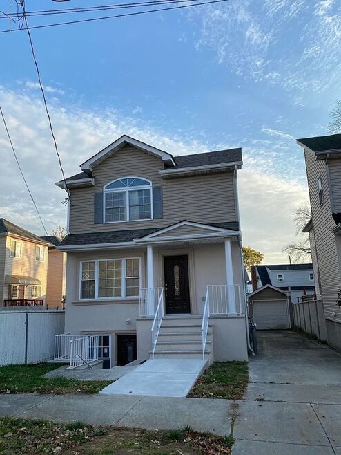 Building Photo - 360 Netherland Ave