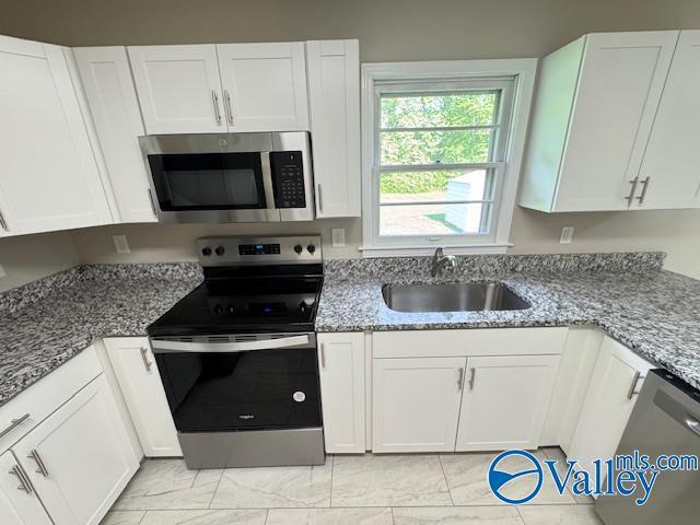 Building Photo - 4604 Rochell Dr NW