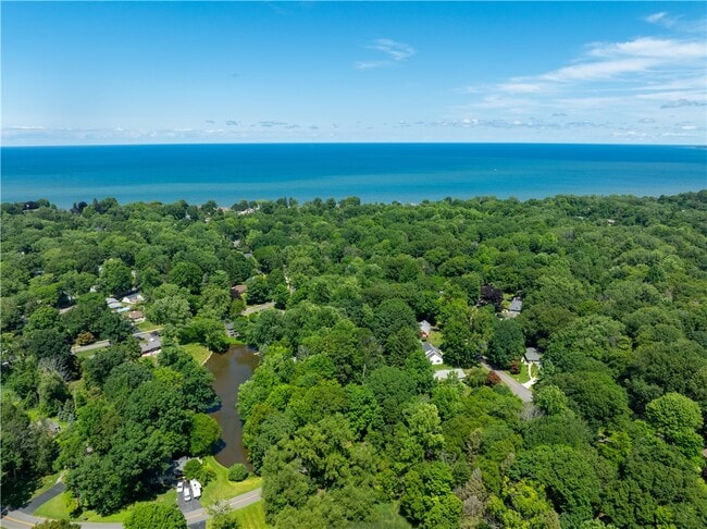 Building Photo - 485 Oakridge Dr