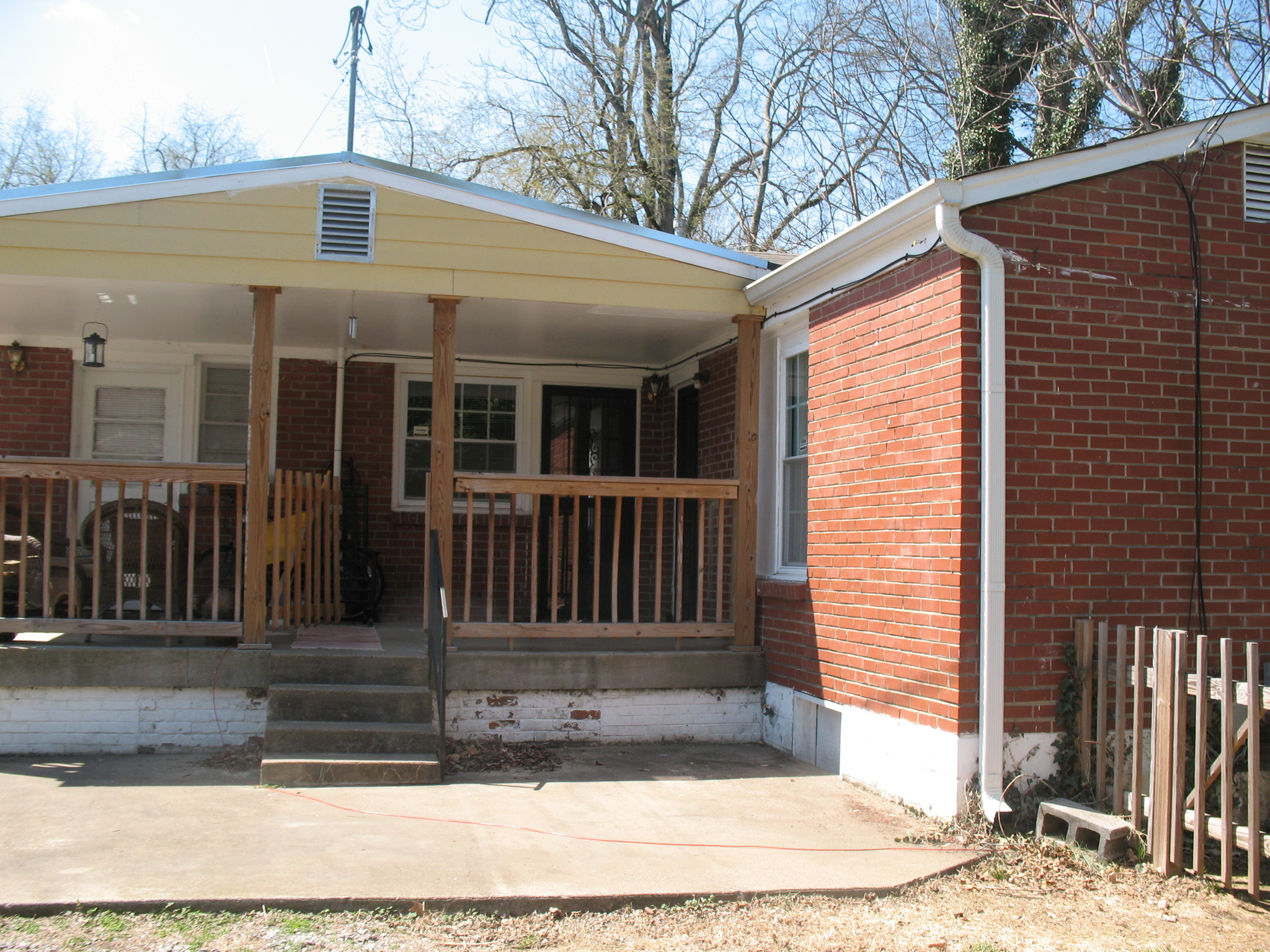 Building Photo - 236 Cherokee Rd