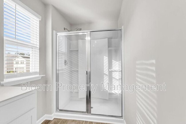 Building Photo - 641 Silver Spruce St