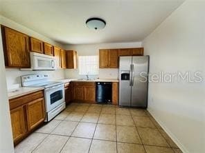 Building Photo - 851 Adour Dr