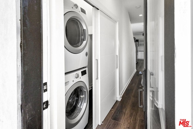 Building Photo - 26349 Fairside Rd