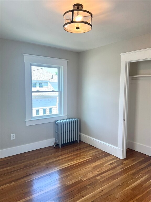 Building Photo - 6 Elmwood Ct