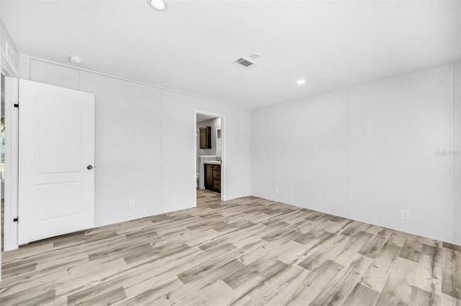 Building Photo - 8544 S 78th St