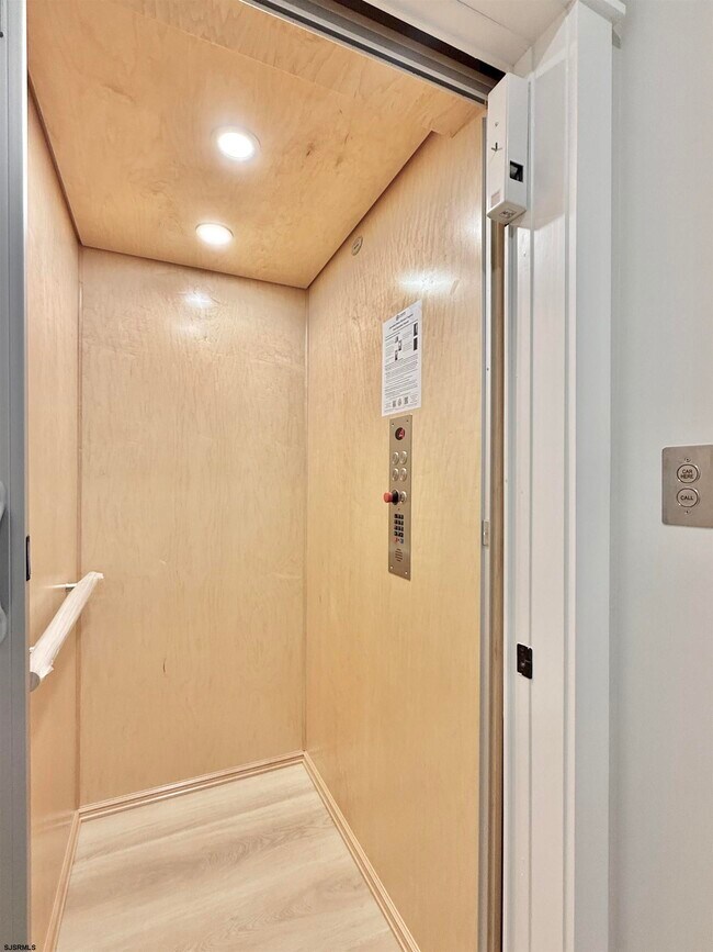 Building Photo - 100 S Frontenac Ave