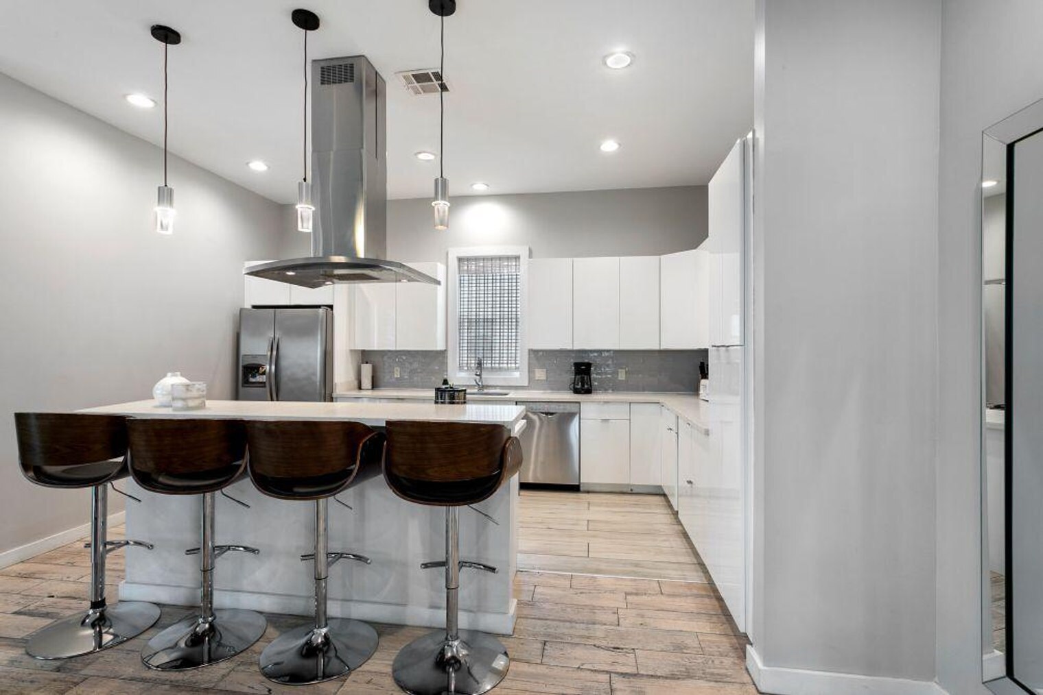 Building Photo - 3737 Bienville Ave