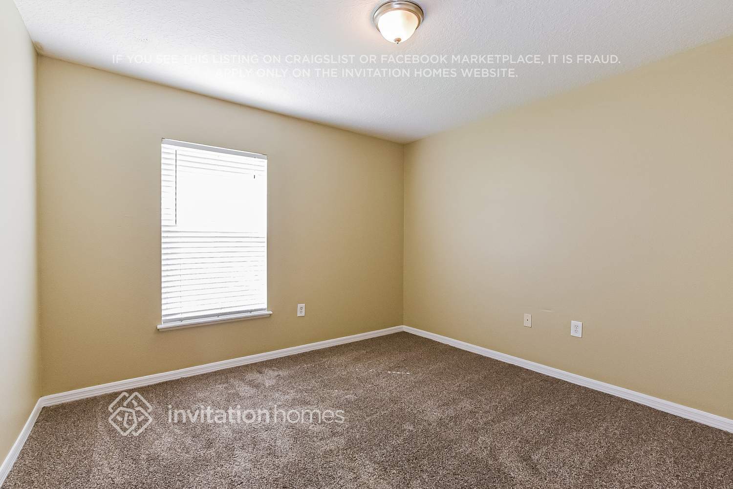 Building Photo - 281 McKay Blvd