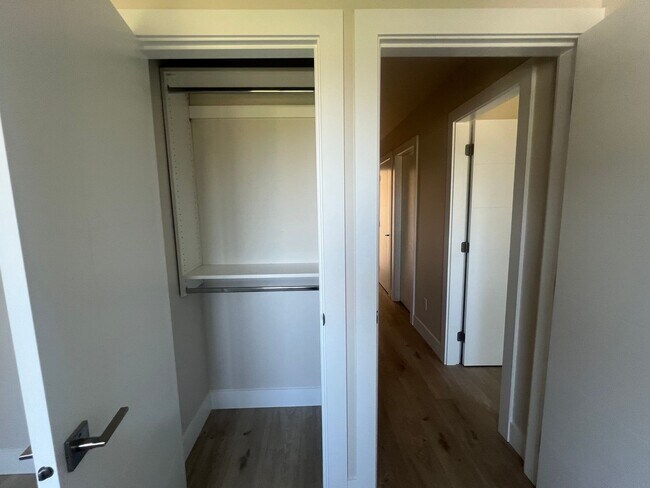 Building Photo - 2155 Siddle Loop
