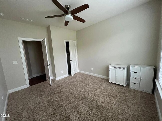 Building Photo - 267 Crestmont Ridge Dr