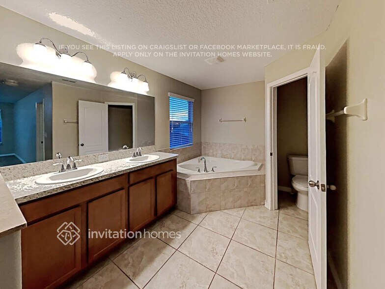 Building Photo - 13407 Lake Monroe Pl