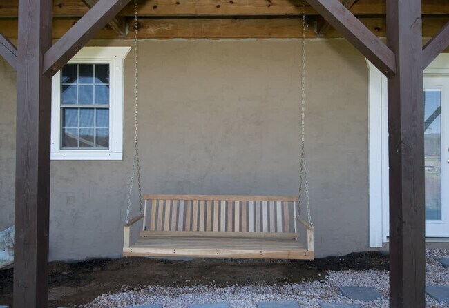 Building Photo - 44 Charles Marlowe Dr