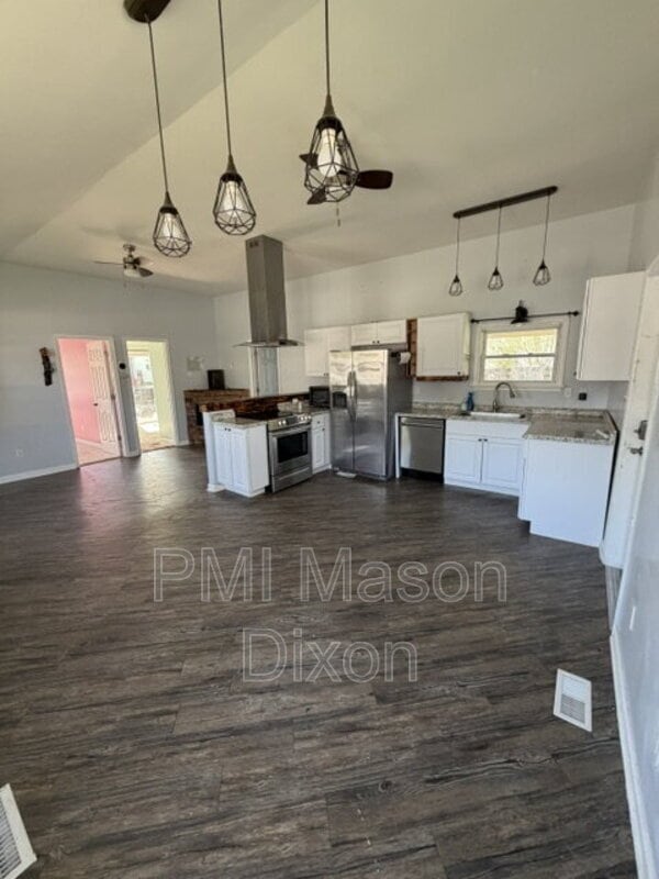 Building Photo - 7810 E Rd