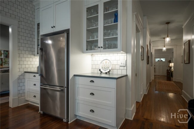 Building Photo - 290 Milledge Cir