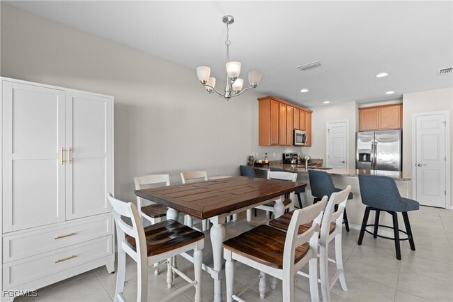 Building Photo - 3725 Crofton Court