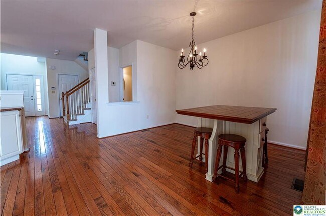 Building Photo - 5811 Fresh Meadow Dr