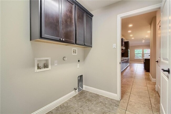Building Photo - 8700 Evelina Trail