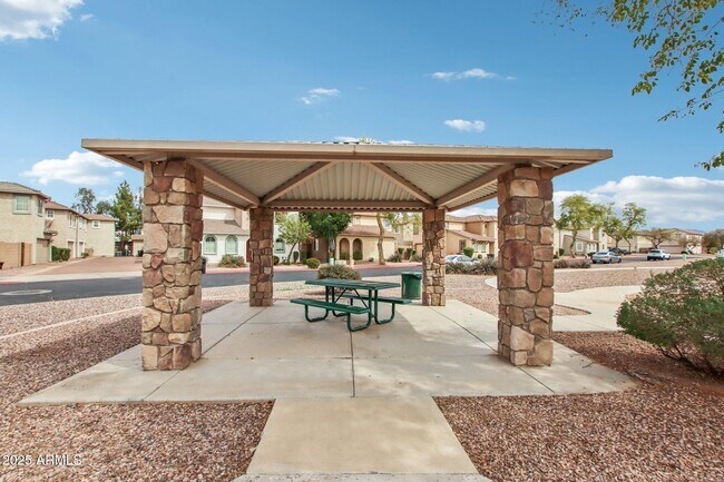 Building Photo - 10220 E Isleta Ave