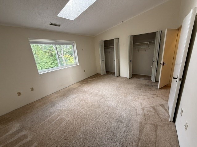 Building Photo - 181 Littleton Rd