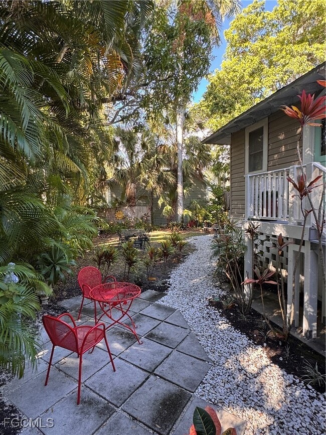 Building Photo - 1618 Woodford Ave