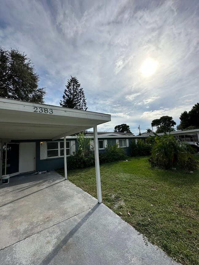 Building Photo - 2383 Chaucer St