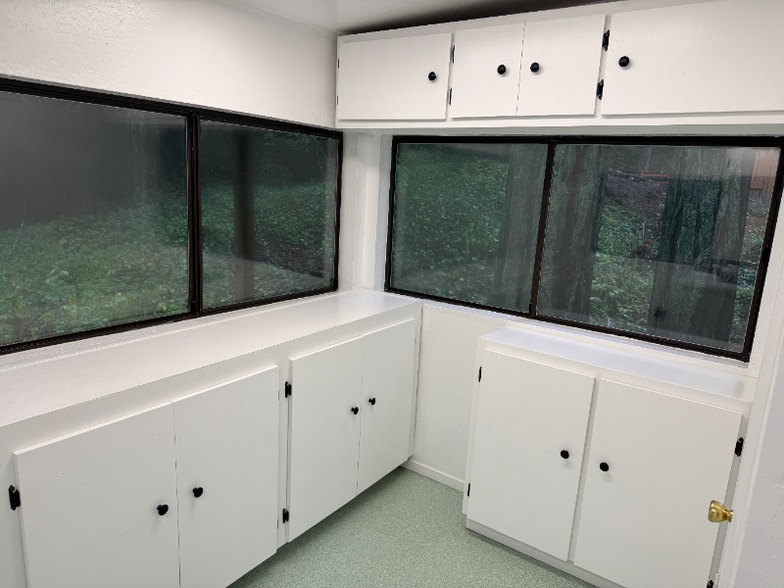 Building Photo - 19479 Hidden Valley Rd