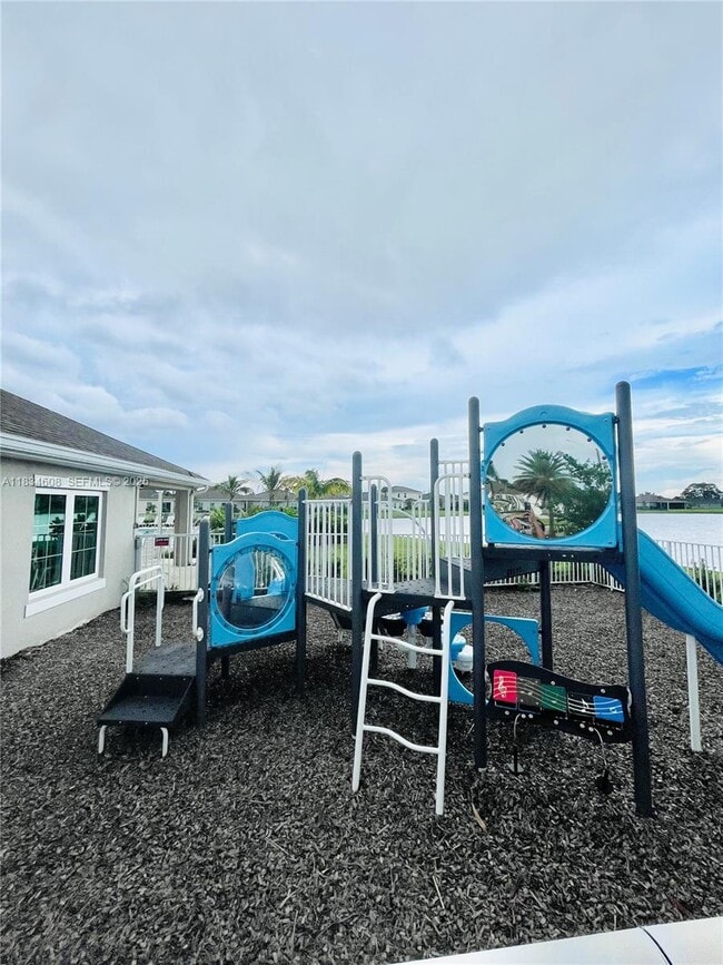 Building Photo - 217 Raspberry Rd