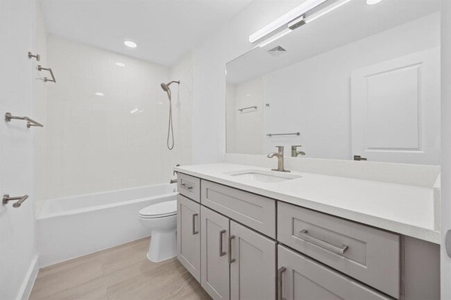 Building Photo - 1905 Cedar Ridge Dr