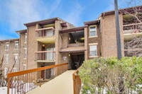 Building Photo - Spacious Updated Condo Available for Immediate Move-In