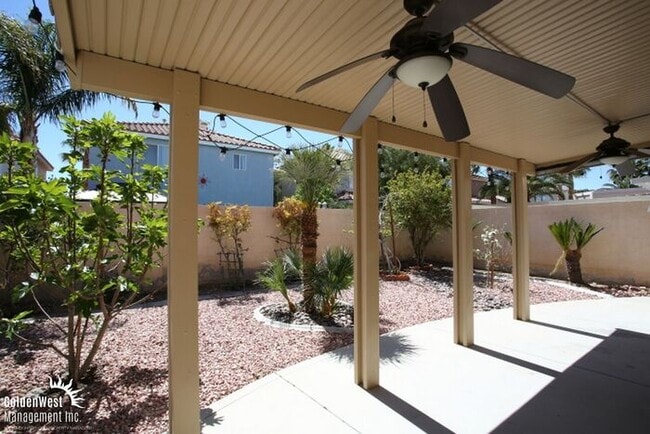 Building Photo - Charming 4Bdm 2.5Ba Home in the Heart of S...