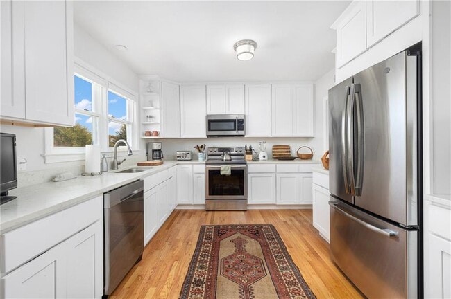 Building Photo - 6 Cliff Ter