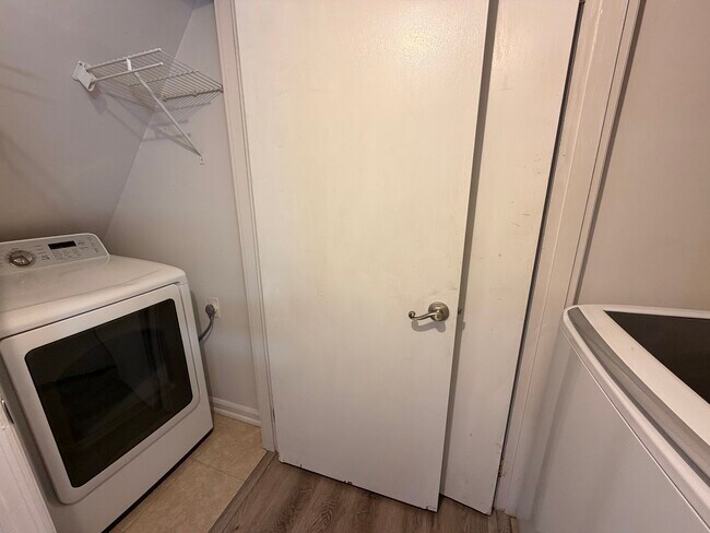 Building Photo - 5354 McEver Rd