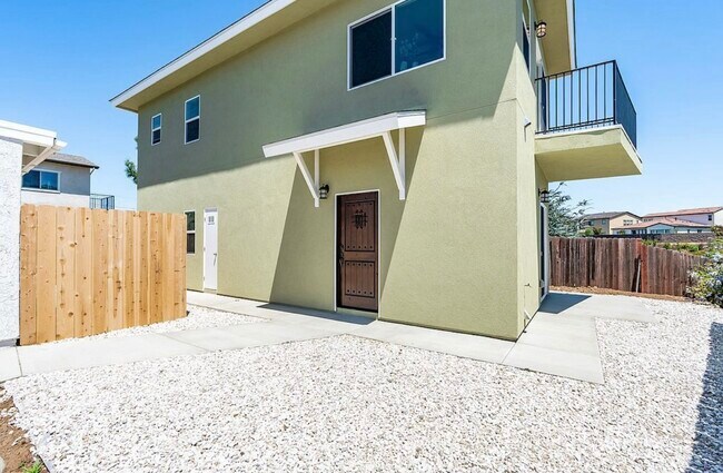 Building Photo - 4447 Hedionda Ct