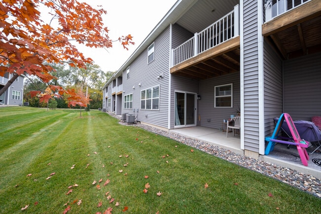 Building Photo - 6464 Genevieve Trail