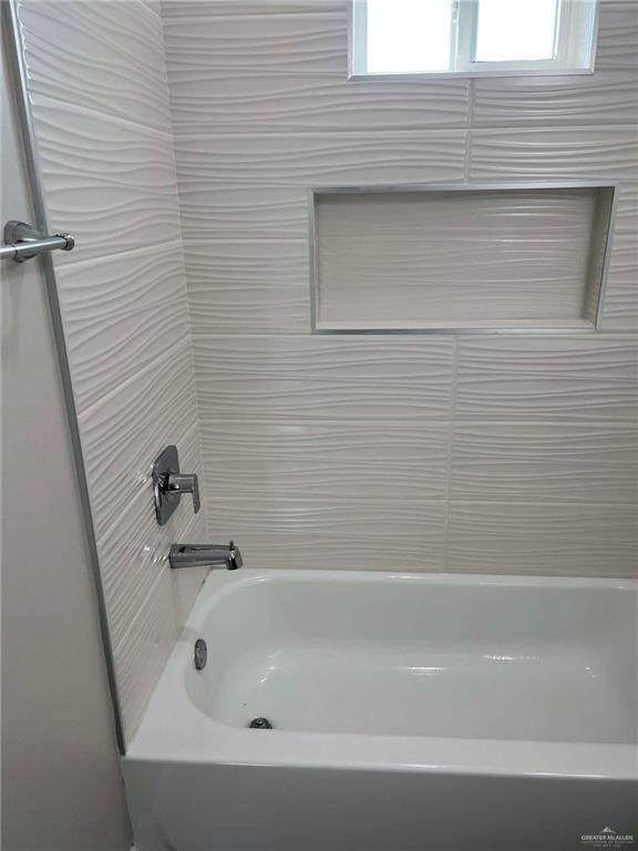 Building Photo - 20 Swallow Ave