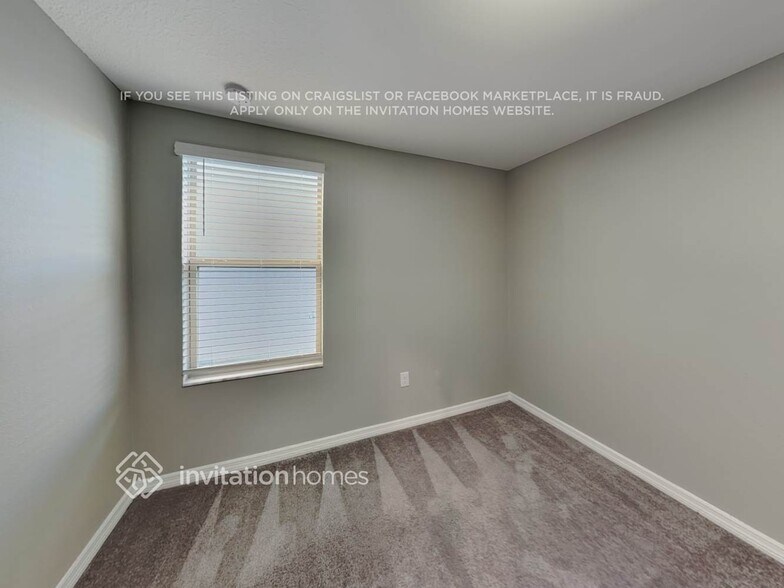 Building Photo - 2210 Treesdale Ave