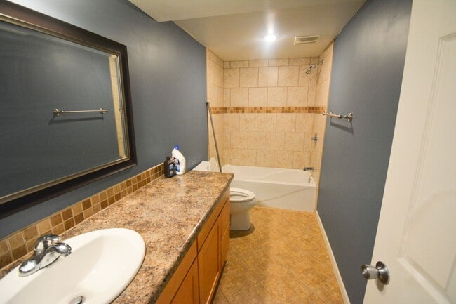 Building Photo - Spacious 3 Bed, 2 Bath Home with Finished Basement and Walkout Patio!