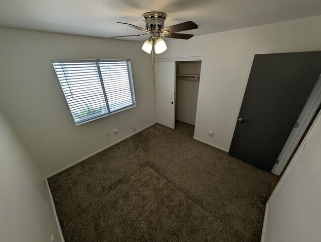 Building Photo - 8000 Revolver Ave