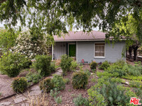 Building Photo - 1829 Pepper Dr