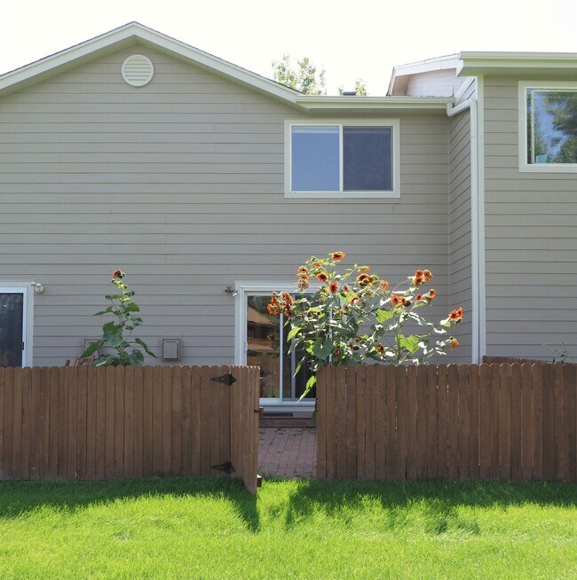 Fenced in patio - 1233 Warrior Way