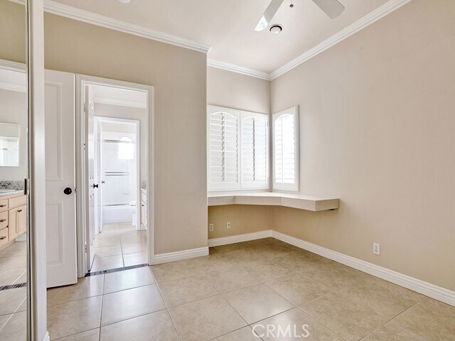 Building Photo - 2326 Pinehurst Dr