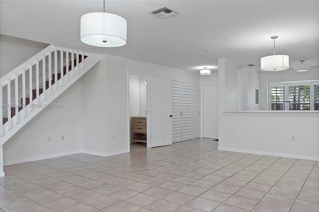 Building Photo - 706 NW 108th Terrace