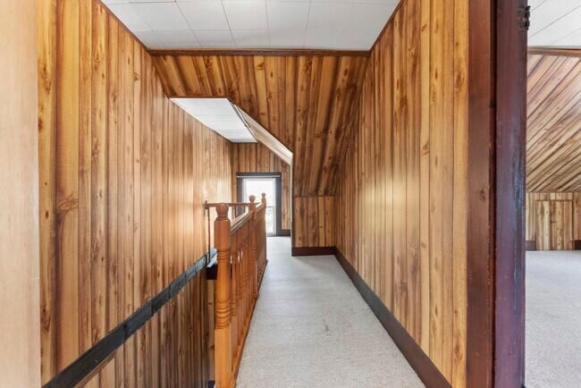 Building Photo - 12 Folger Ave