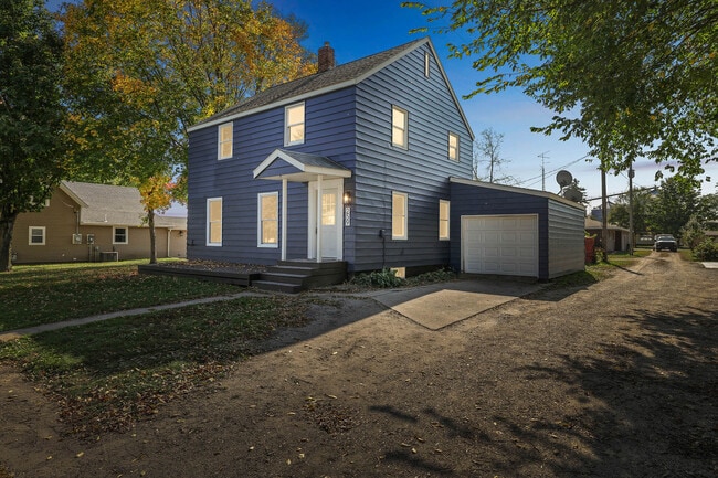 Building Photo - 259 Cossairt Ave